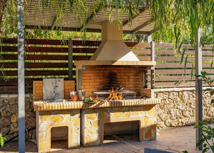 Oras Corfu Dionisos By