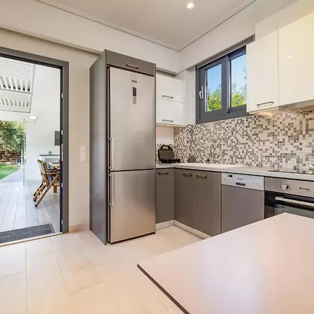 Oras Corfu Dionisos By * Δασιά